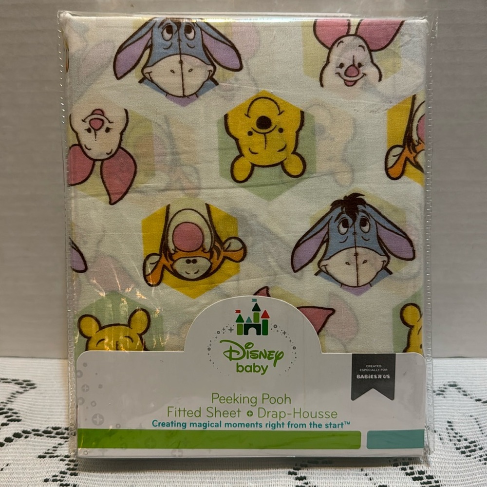 Disney Baby Winnie The Pooh Peeking Pooh Tigger Eeyore Piglet Fitted Crib Sheet